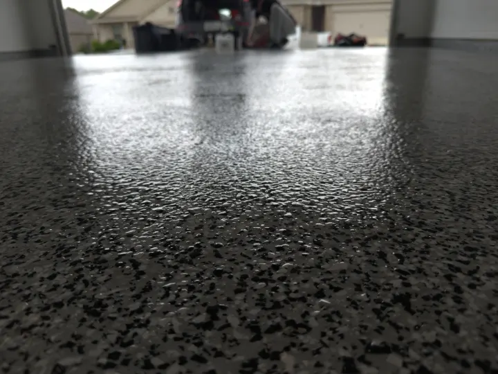 Detail photo of the azle garage floor coating transformation in Azle, Texas.