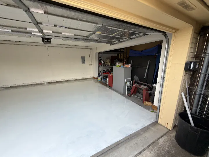 Detail photo of the irving garage floor coating project in Irving, Texas.